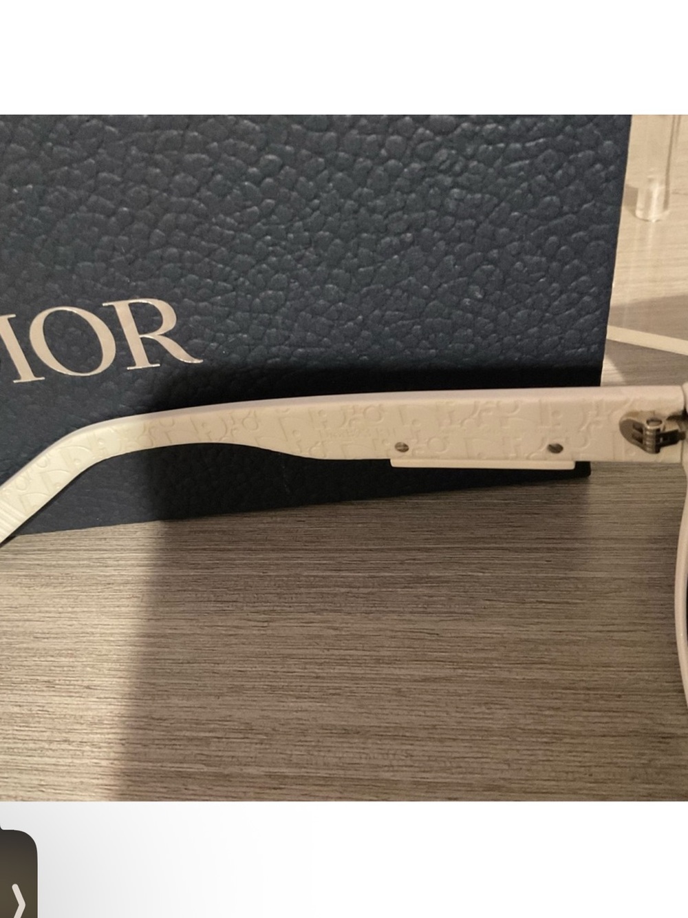Christian Dior White Oblique Monogram Aviator Sunglasses - Full Set - Picture 5 of 8